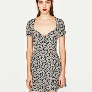 Zara Women’s Green & Pink & Red & White Floral Mini Dress